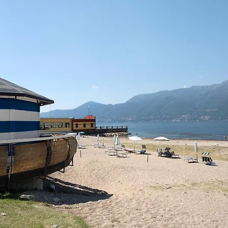 Holiday home Mansarda Vialba *