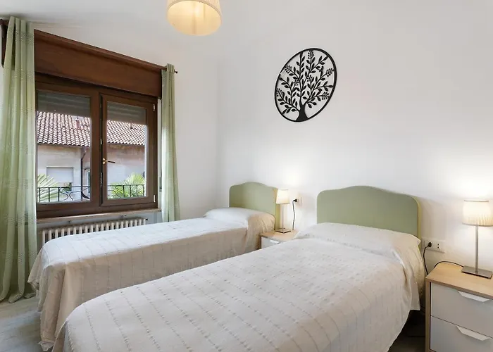 Mansarda Vialba Apartmán